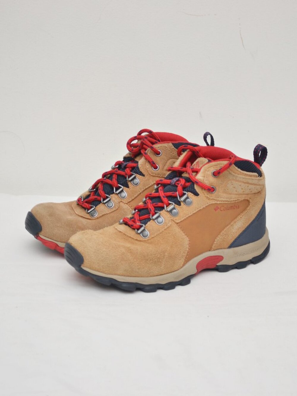 Columbia Ridge Kids Newton Ridge Boots Pre Owned Size 4 Kids (5-5.5 Women's)